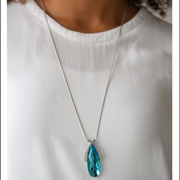 Jewelry - Blue stone and silver earrings & Necklace set